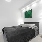 The Lachmann Vh, 2Br One Living Room Up To 7 People